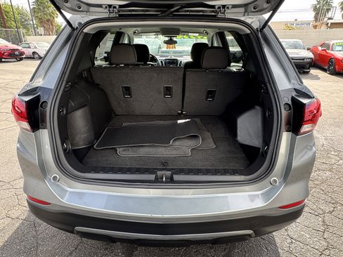 Used 2023 Chevrolet Equinox LT image 14