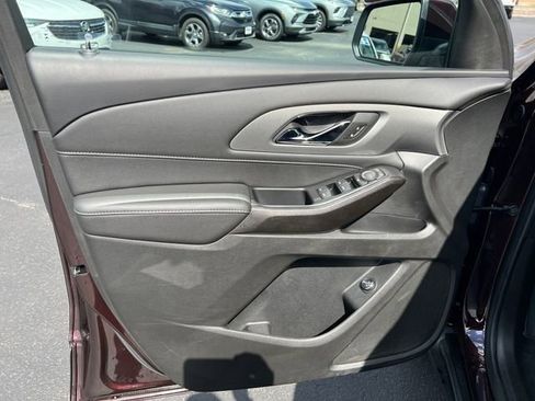 Certified 2023 Chevrolet Traverse LT w/ LPO, Floor Liner Package image 25