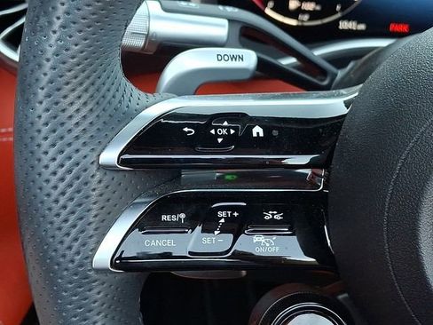 Used 2022 Mercedes-Benz SL 63 AMG 4MATIC image 24