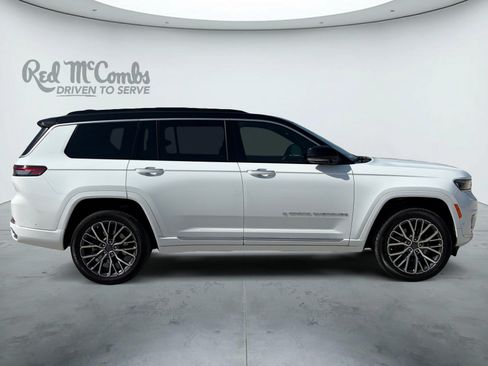 Used 2025 Jeep Grand Cherokee L Summit AWD/4WD image 4