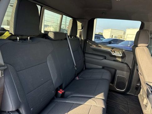 Certified 2025 Chevrolet Silverado 1500 LT image 10