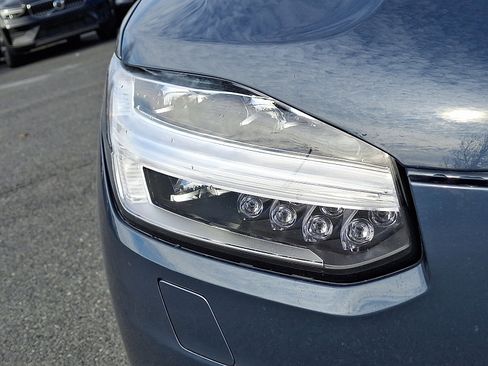 Used 2023 Volvo XC90 B5 Plus w/ Protection Package image 9