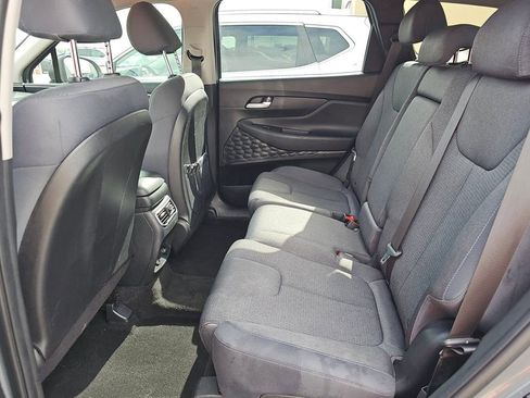 Used 2023 Hyundai Santa Fe SE image 8