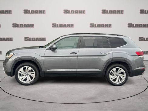 Used 2023 Volkswagen Atlas SE AWD/4WD image 2
