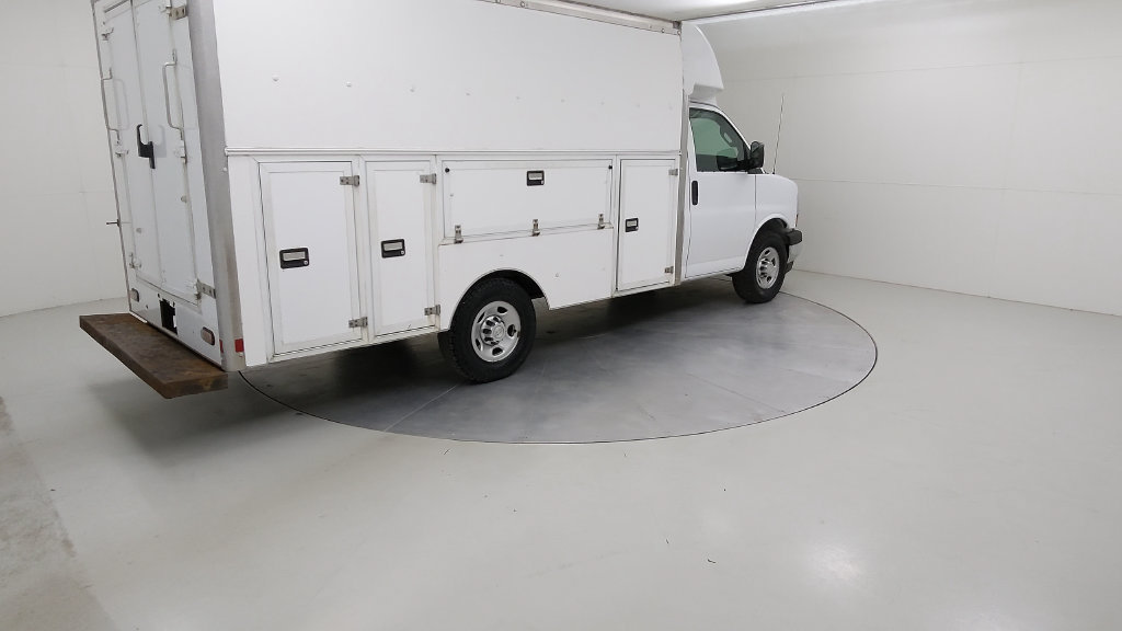 Used 2019 Chevrolet Express 3500 w/ Power Convenience Package RWD image 18