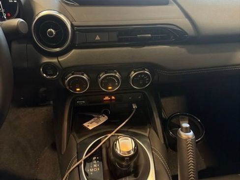 Certified 2025 MAZDA MX-5 Miata RF Grand Touring w/ Weather Package RWD image 3