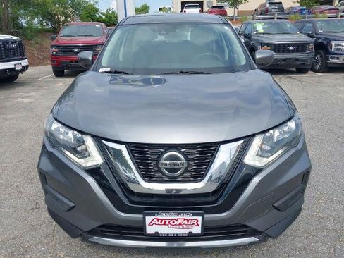 Used 2019 Nissan Rogue S FWD image 3