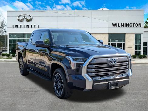 Used 2023 Toyota Tundra Limited w/ Power Package AWD/4WD image 1
