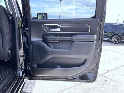 Used 2025 RAM 1500 Big Horn AWD/4WD image 17