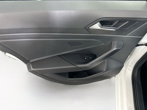 Used 2025 Volkswagen Jetta Sport image 25