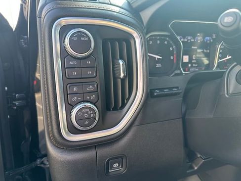 Used 2020 GMC Sierra 1500 AT4 image 11