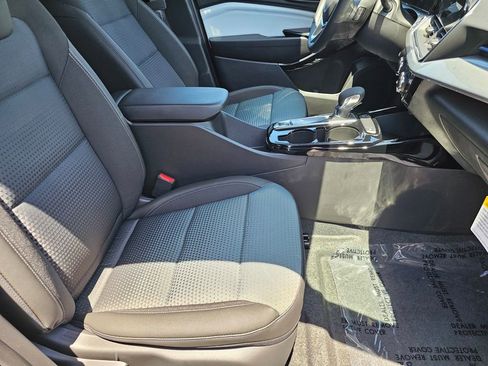 New 2026 Chevrolet Trax LT w/ Driver Confidence Package FWD image 9