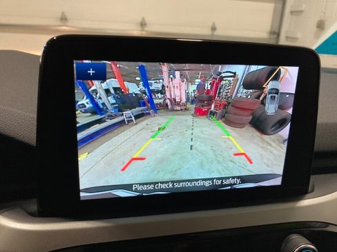 Used 2021 Ford Escape SE image 26