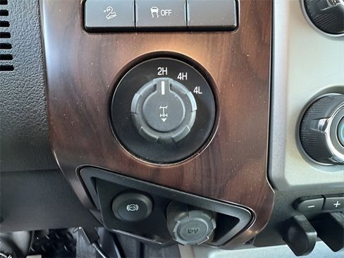 Used 2016 Ford F350 Lariat w/ Chrome Package image 22