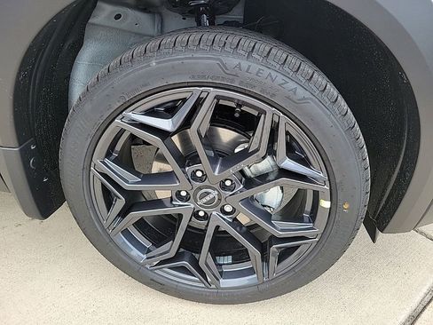 New 2025 Nissan Kicks SR w/ SR Premium Package image 9