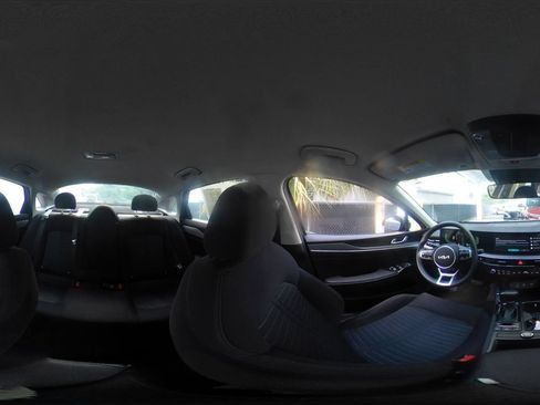 Used 2025 Kia K5 LXS FWD image 43