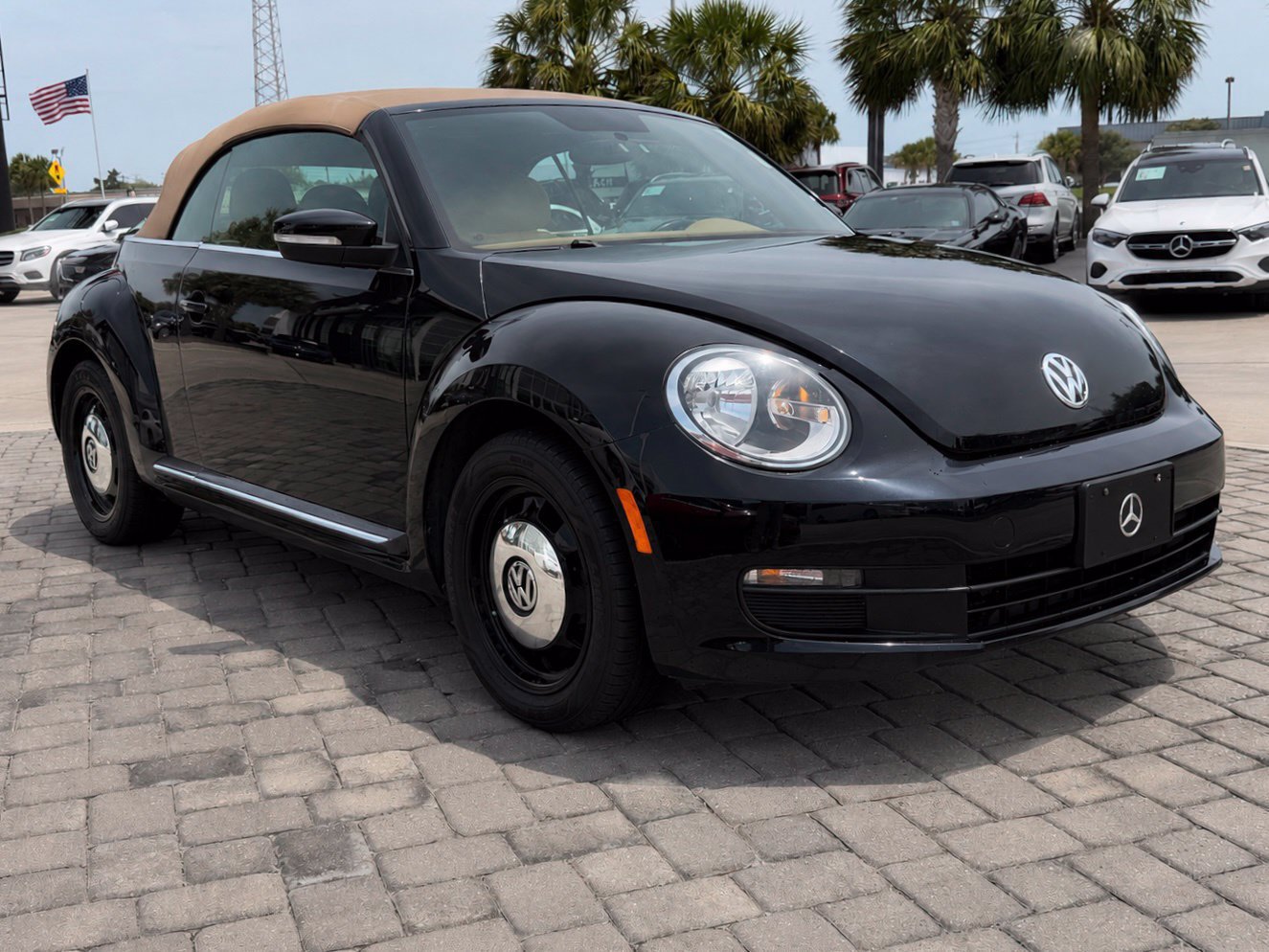 Used 2013 Volkswagen Beetle 2.5 FWD image 3
