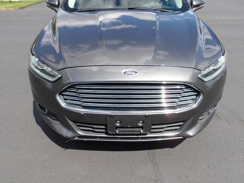 Used 2015 Ford Fusion SE w/ Equipment Group 201A FWD image 27