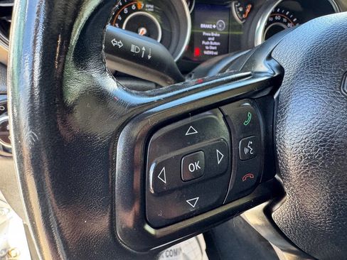 Used 2020 Jeep Gladiator Sport w/ Quick Order Package 24S AWD/4WD image 16