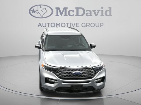 Used 2022 Ford Explorer XLT w/ Equipment Group 202A RWD image 33