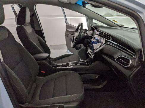 Used 2022 Chevrolet Bolt LT FWD image 20
