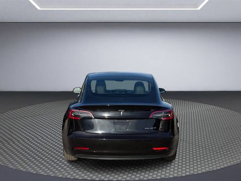 Used 2018 Tesla Model 3 Long Range image 5