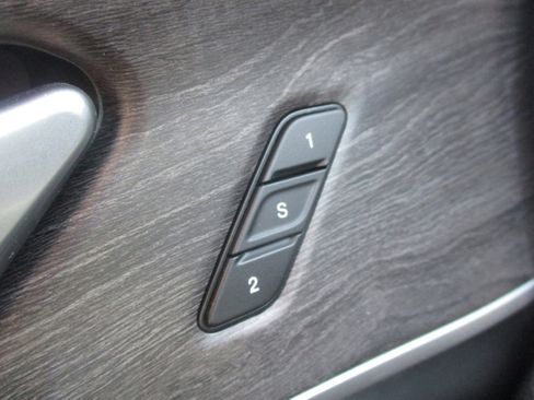 Used 2021 Jeep Grand Cherokee L Limited image 32