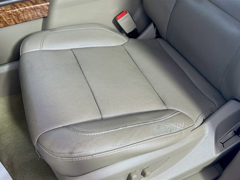 Used 2018 Chevrolet Tahoe Premier AWD/4WD image 20