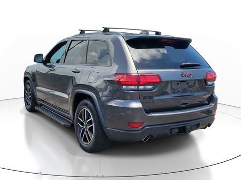 Used 2020 Jeep Grand Cherokee Trailhawk w/ Premium Lighting Group AWD/4WD image 4