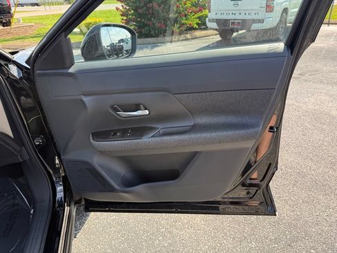 New 2026 Nissan Kicks SV w/ Cold Weather Package FWD image 20