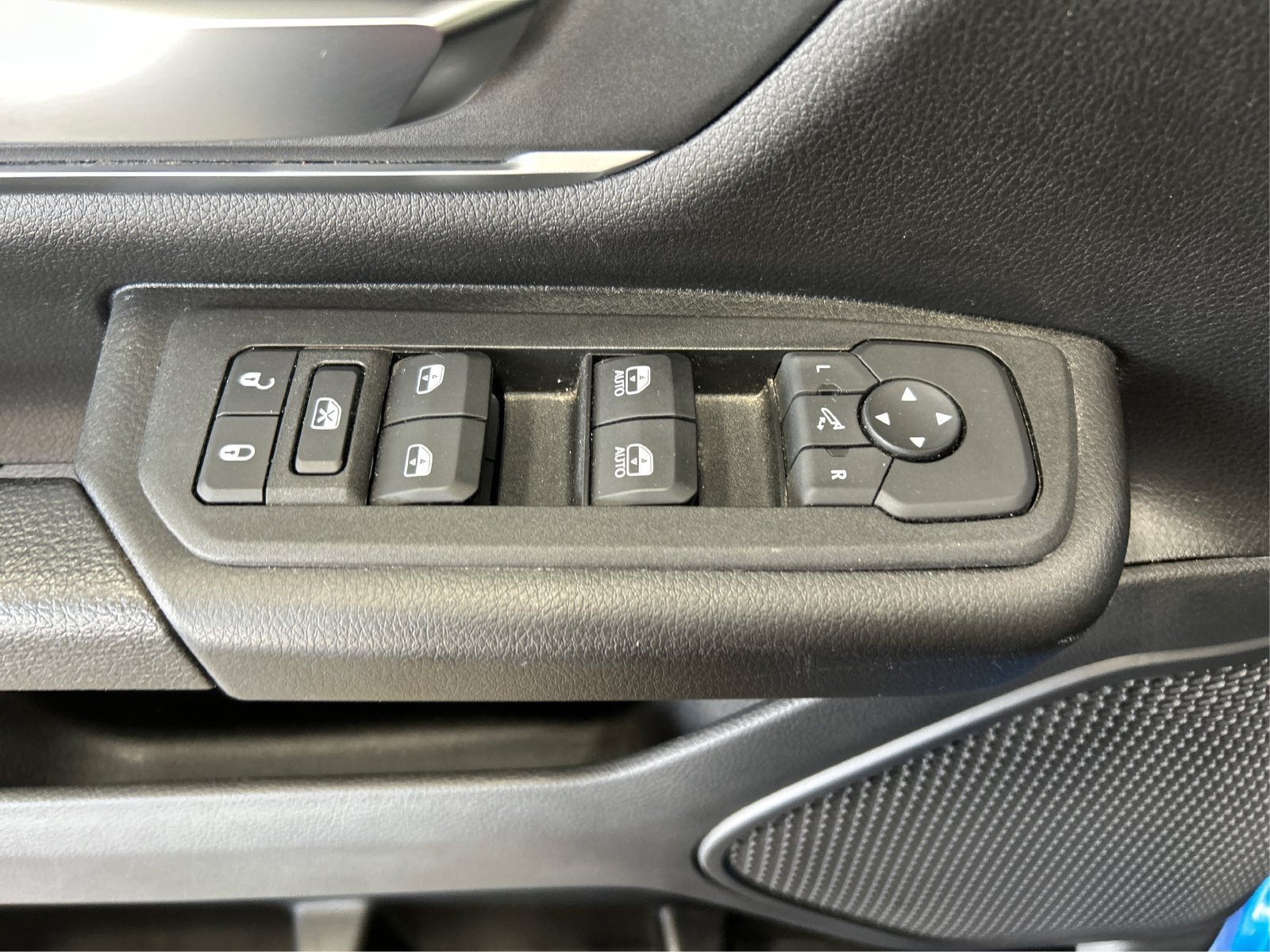 Used 2025 RAM 1500 Big Horn AWD/4WD image 31