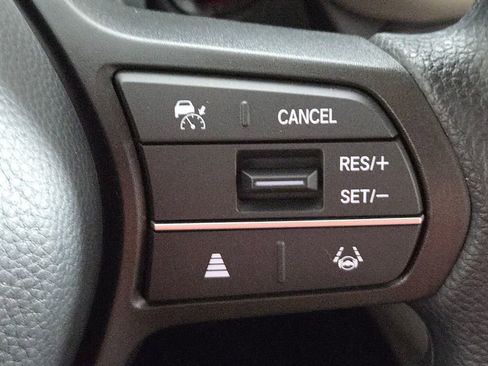 New 2026 Honda HR-V LX image 19