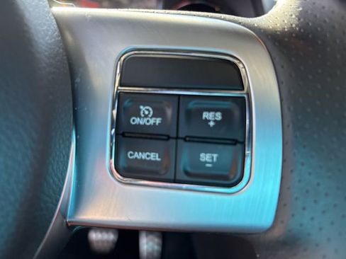 Used 2014 Dodge Challenger SRT8 w/ Harman/Kardon Audio Group image 17