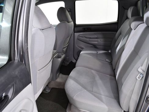 Used 2011 Toyota Tacoma 4x4 Double Cab image 16