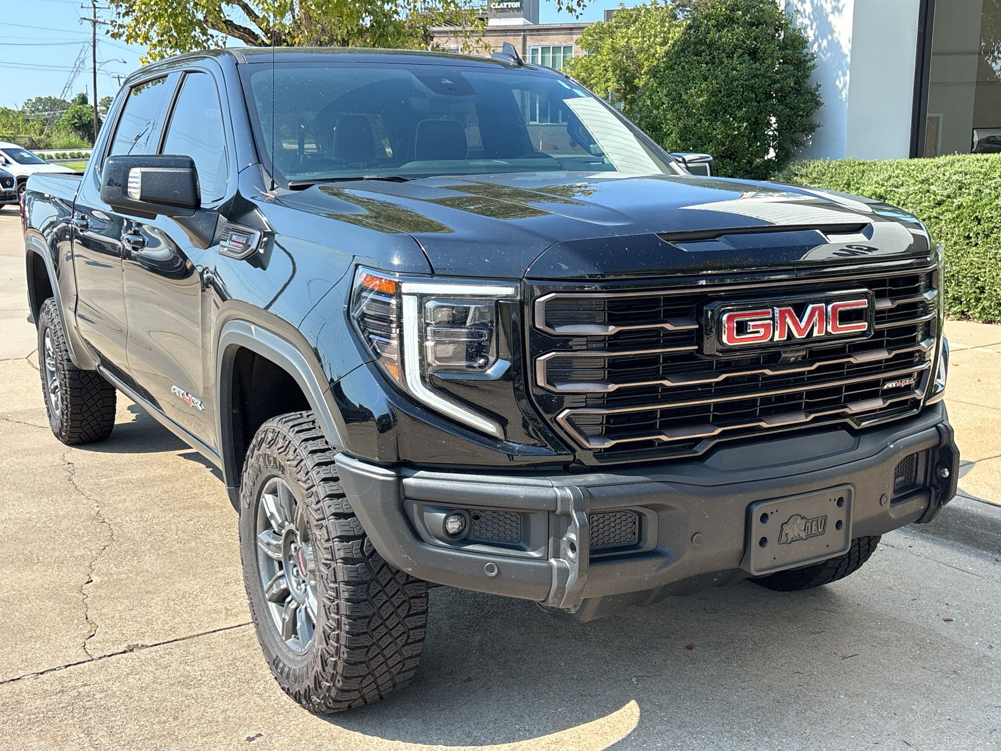 Used 2026 GMC Sierra 1500 AT4X AWD/4WD image 1
