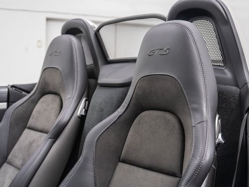 Used 2023 Porsche 718 Boxster GTS RWD image 24