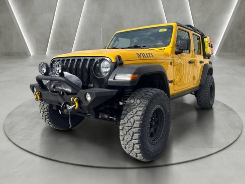 Used 2021 Jeep Wrangler Unlimited Sport AWD/4WD image 3