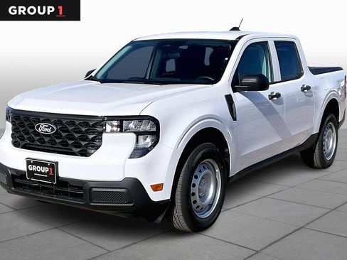 New 2025 Ford Maverick XL image 1