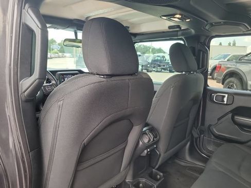 Used 2020 Jeep Wrangler Unlimited Sport AWD/4WD image 12
