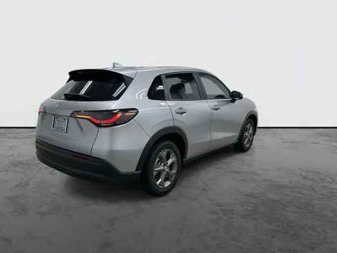 Certified 2026 Honda HR-V LX image 3
