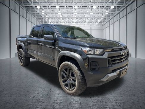 Certified 2025 Chevrolet Colorado Trail Boss AWD/4WD image 6