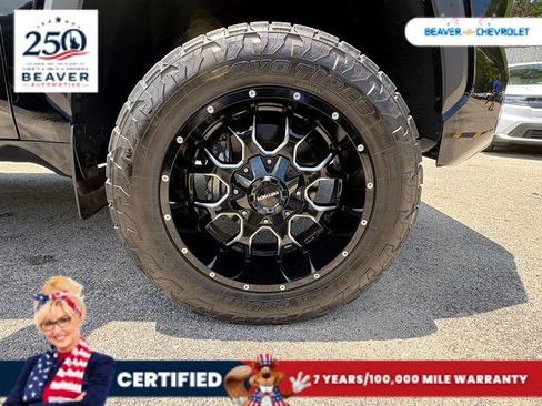 Used 2024 Toyota Tundra SR5 AWD/4WD image 10