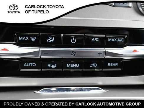 Used 2022 Ford Explorer XLT w/ Class IV Trailer Tow Package image 13