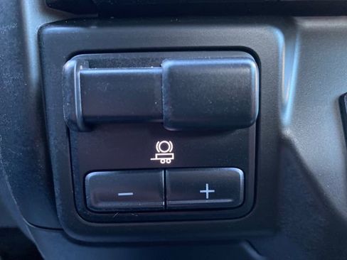 Used 2025 GMC Sierra 1500 Pro w/ Pro Value Package image 29