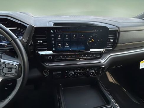 Used 2024 Chevrolet Silverado 2500 ZR2 w/ ZR2 Bison Edition image 10