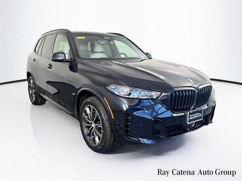 Used 2025 BMW X5 xDrive40i w/ M Sport Package AWD/4WD image 1