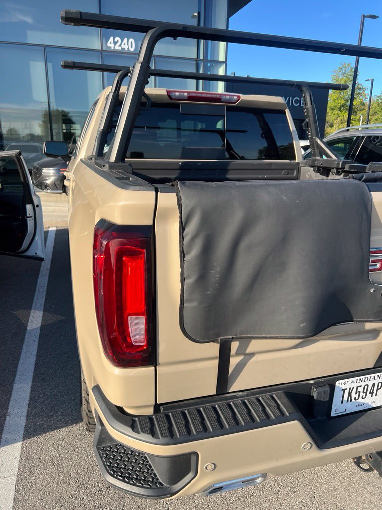 Used 2023 GMC Sierra 1500 AT4 w/ AT4 Premium Package AWD/4WD image 22