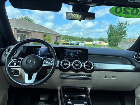 Used 2020 Mercedes-Benz GLB 250 4MATIC image 16