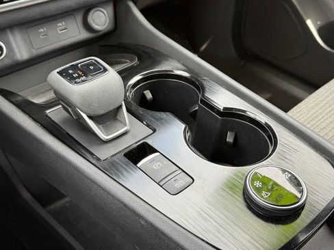 Certified 2023 Nissan Rogue SV AWD/4WD image 18