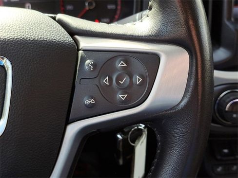 Used 2015 GMC Canyon SLT w/ Driver Alert Package image 18